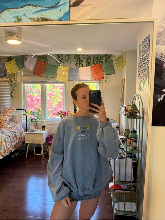 Urban Outfitters Sweaters - Urban Outfitters Crewneck